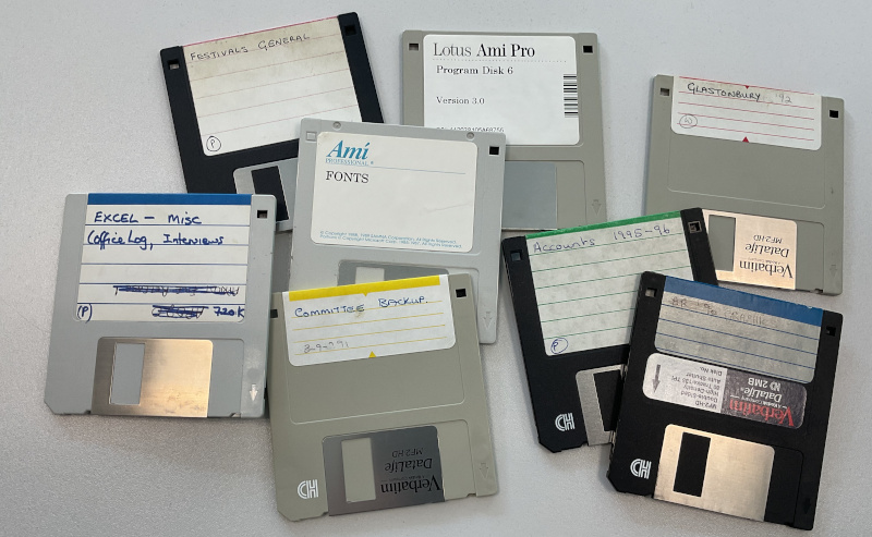 Photograph of a set of 3.5-inch floppy disks.